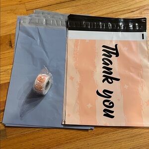 20 Thank You Poly Mailers with roll Sticker